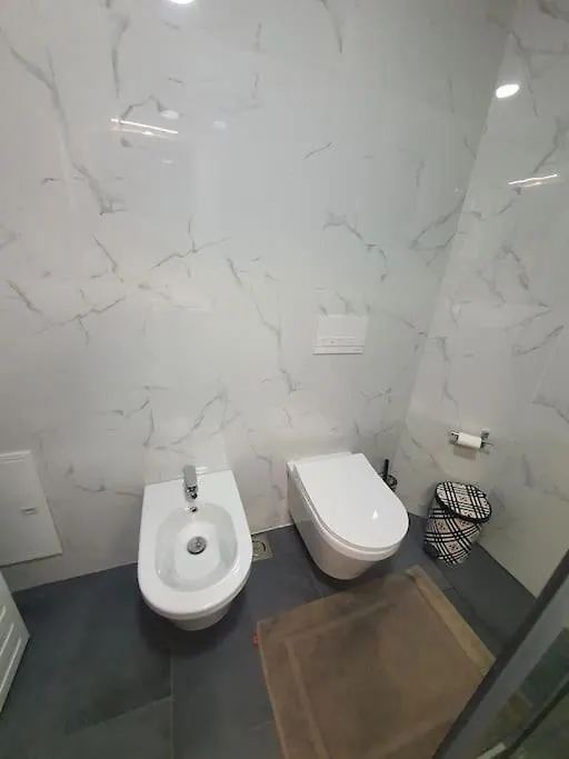 Chic Escape Tirana Central Apartment Near Blloku 0*,
