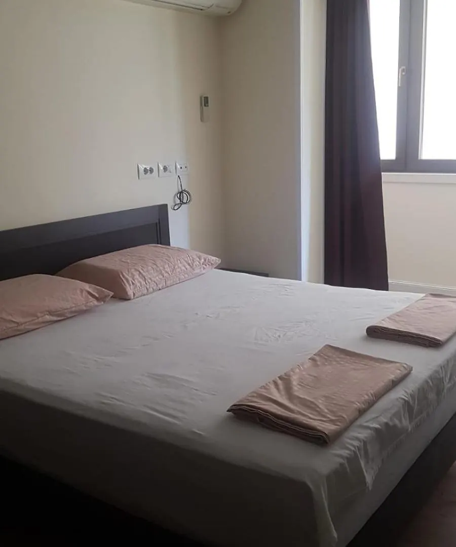Chic Escape Tirana Central Apartment Near Blloku 0*,